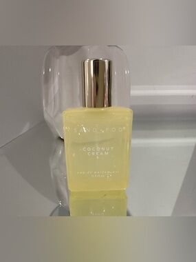 Sand + Fog Coconut Cream Eau de Parfum Oil Rollerball NWT 15ml